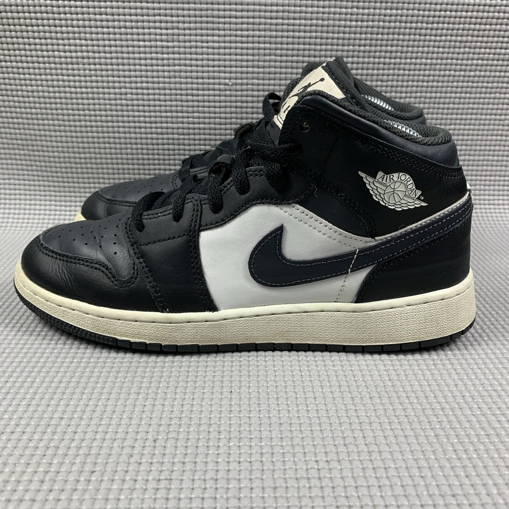 Air Jordan 1 Mid GS 'Black Off Noir' DQ8423-010 size 6.5 Yourh